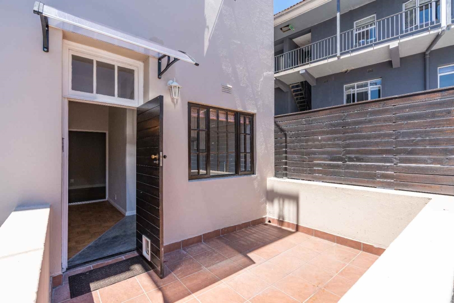 To Let 1 Bedroom Property for Rent in Gardens Western Cape